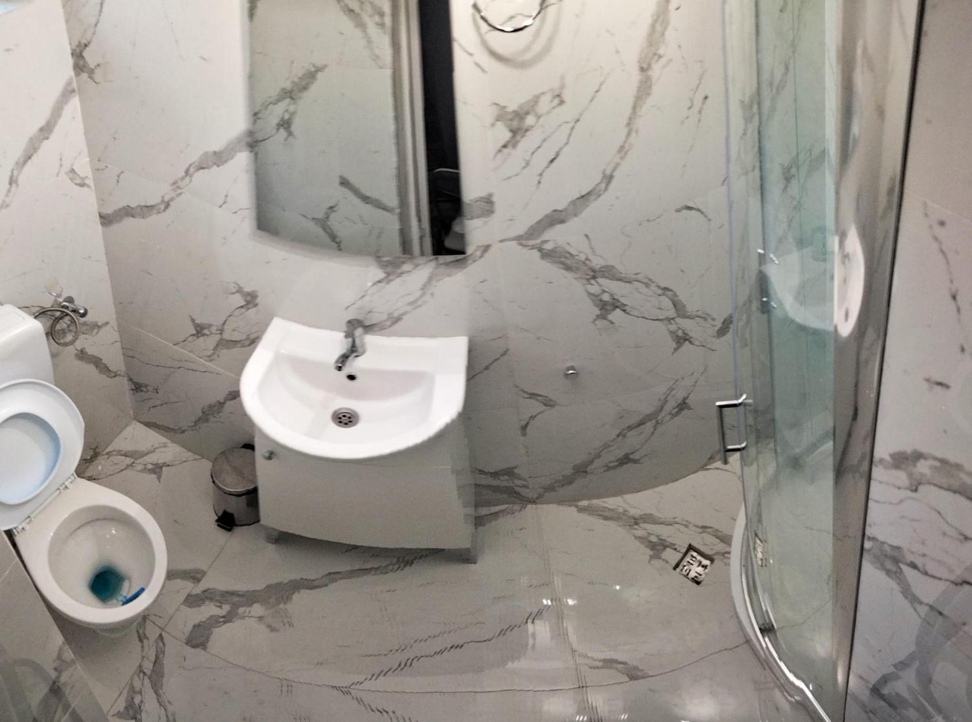 Appartamento Doi Iepuri Azuga Esterno foto