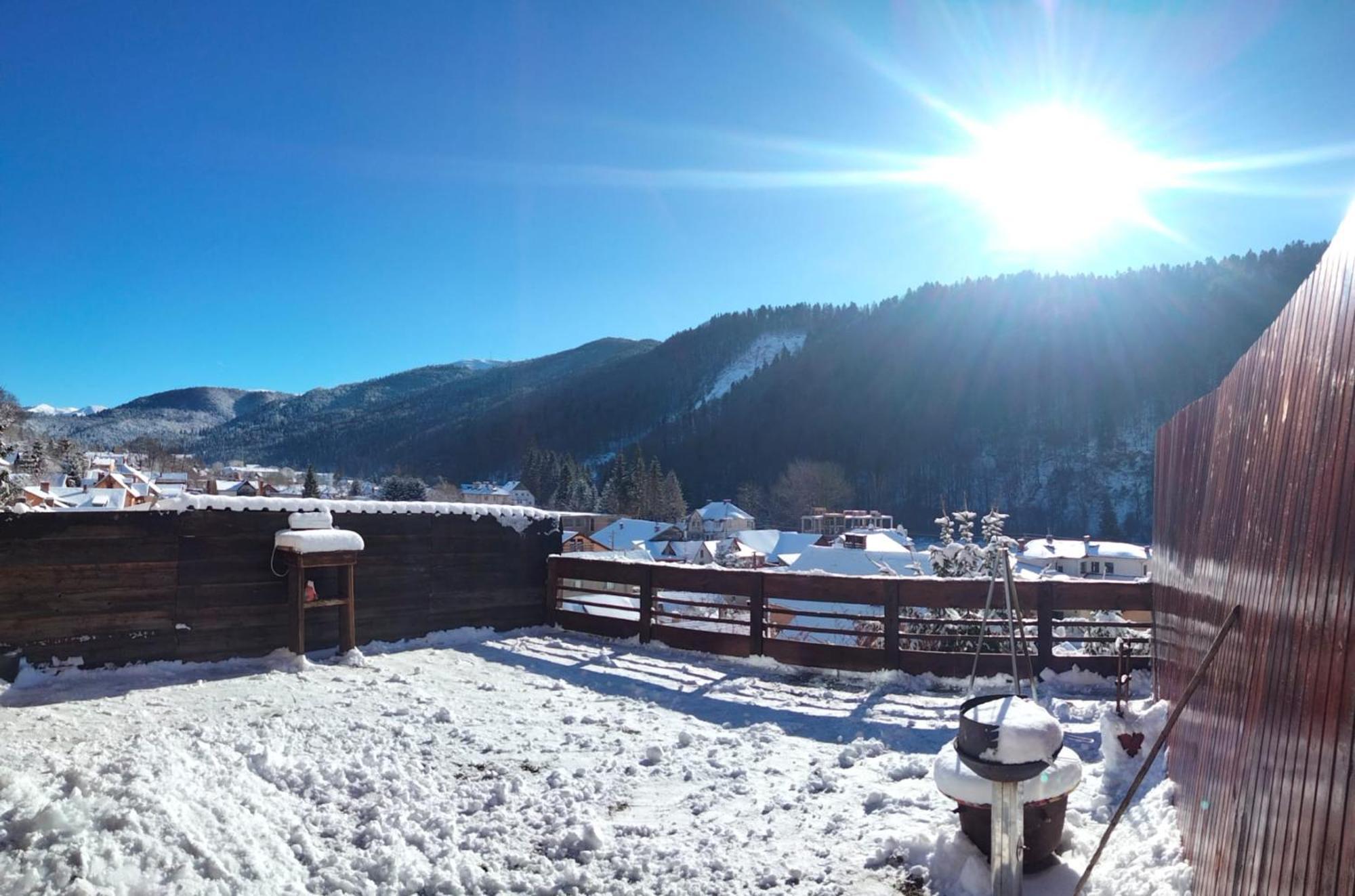 Appartamento Doi Iepuri Azuga Esterno foto